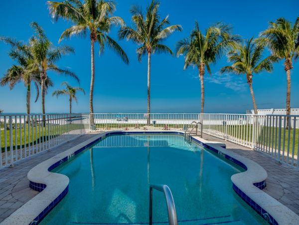 Three Bedroom Vacation Home in Fort Myers Beach