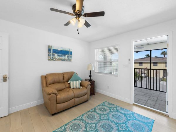 Walk to Beach Fort Myers Vacation Sleeps 8 Guests