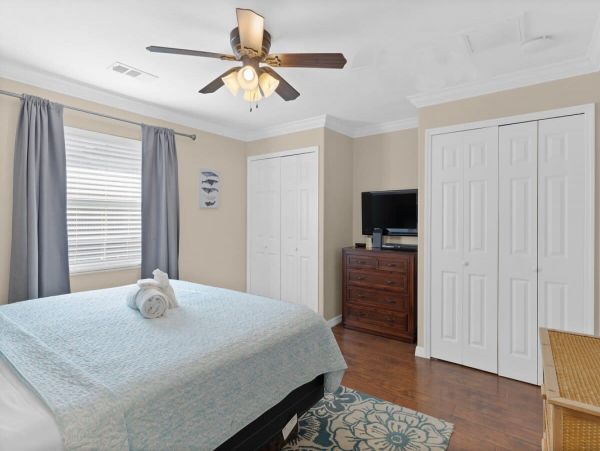 Walk to Beach Fort Myers Vacation Sleeps 8 Guests