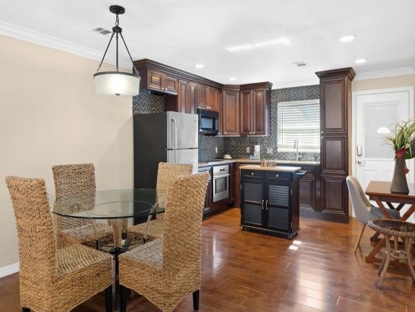 Walk to Beach Fort Myers Vacation Sleeps 8 Guests