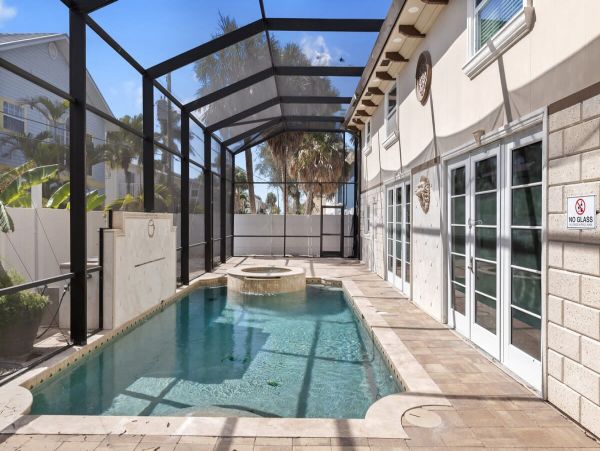 Walk to Beach Fort Myers Vacation Sleeps 8 Guests