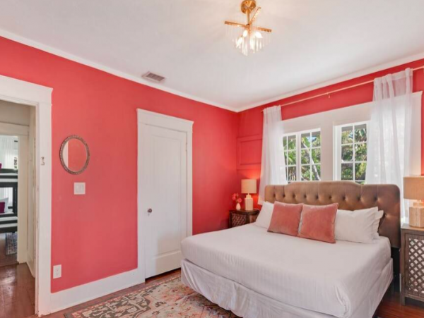 7 Bedroom Apartment just 5 min drive from South Beach