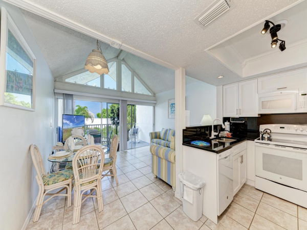 Lovely One Bedroom Vacation Condo
