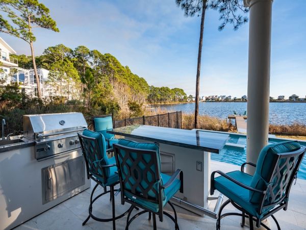 Santa Rosa Beach Luxury Vacation Home with 8 Bedroom