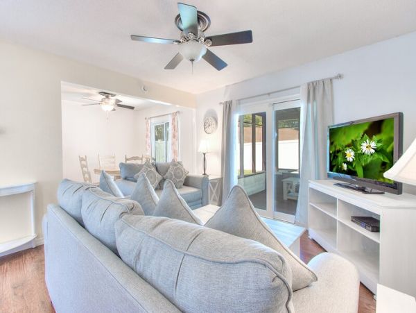 Clearwater  Vacation Home Three Bedroom