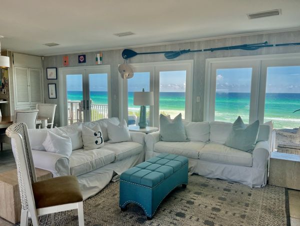 Coastal Retreat with Stunning Gulf Views - Right on the Beach