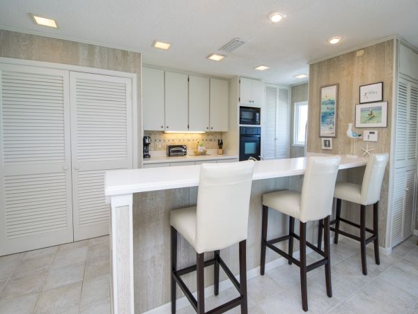 Coastal Retreat with Stunning Gulf Views - Right on the Beach