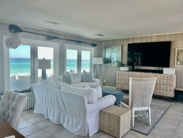 Coastal Retreat with Stunning Gulf Views - Right on the Beach