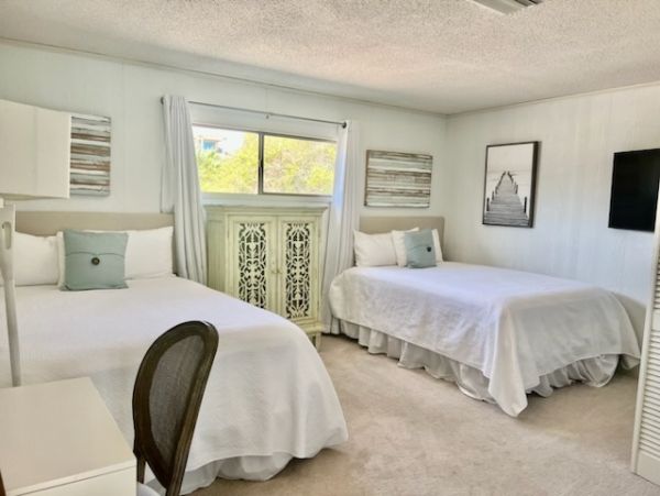 Coastal Retreat with Stunning Gulf Views - Right on the Beach
