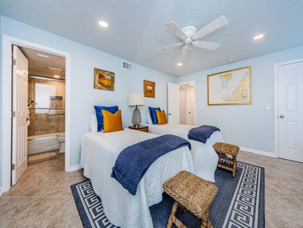 Ground Floor Unit with 2 Bedrooms & Full Ocean Views