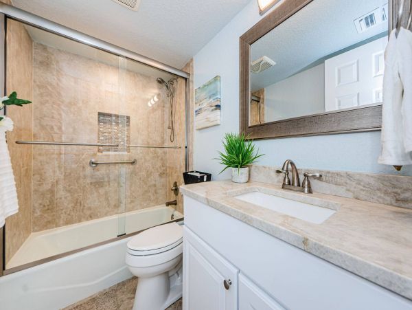 Ground Floor Unit with 2 Bedrooms & Full Ocean Views