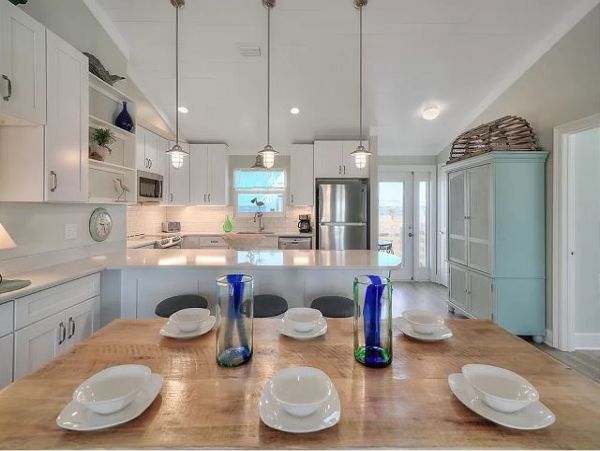 Navarre Beach Vacation Rental Short Walk to Beach