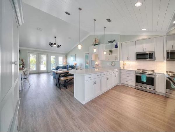 Navarre Beach Vacation Rental Short Walk to Beach