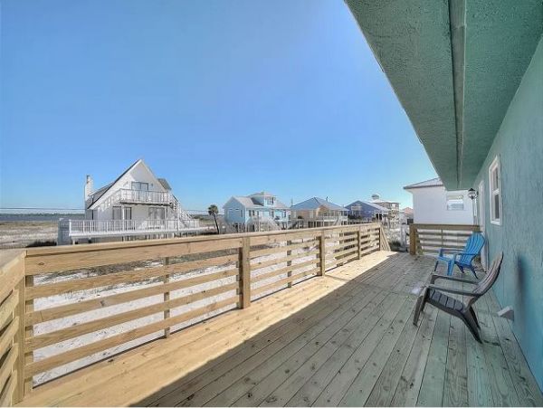 Navarre Beach Vacation Rental Short Walk to Beach