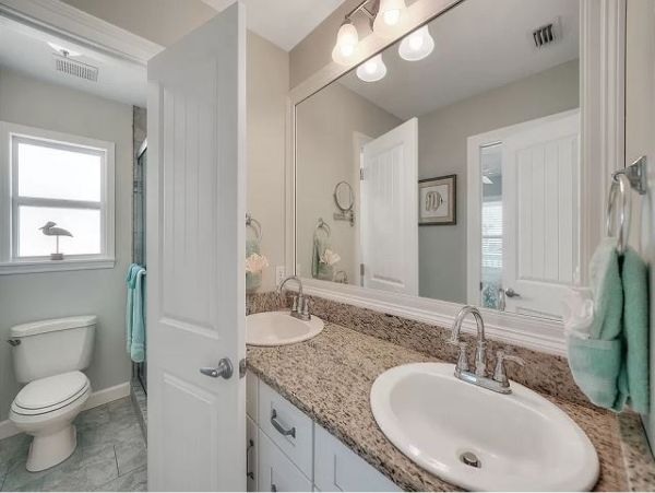 Navarre Beach Vacation Rental Short Walk to Beach