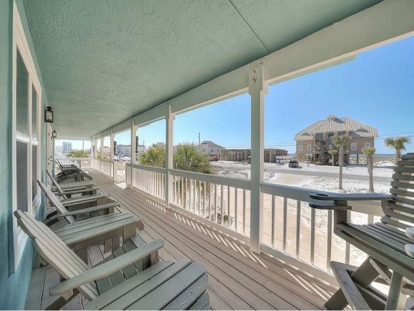 Navarre Beach Vacation Rental Short Walk to Beach