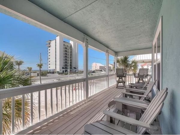 Navarre Beach Vacation Rental Short Walk to Beach