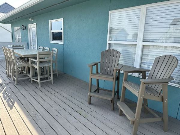 Navarre Beach Vacation Rental Short Walk to Beach