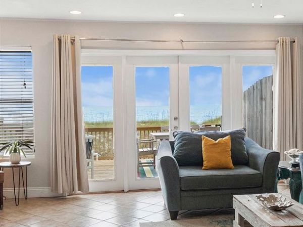 Gulf-front Vacation Gem in Navarre Beach