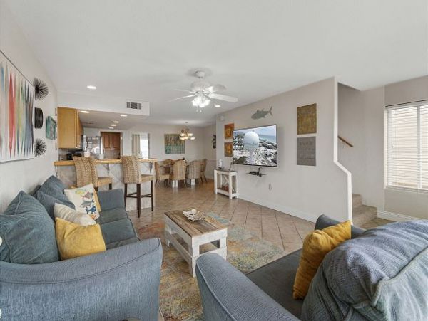 Gulf-front Vacation Gem in Navarre Beach
