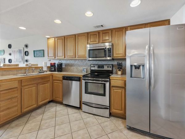 Gulf-front Vacation Gem in Navarre Beach