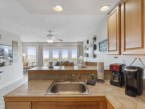 Gulf-front Vacation Gem in Navarre Beach