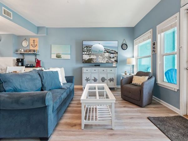 Beachfront Vacation 3 Bedroom Rental