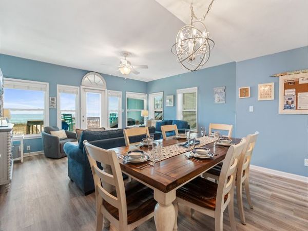 Beachfront Vacation 3 Bedroom Rental