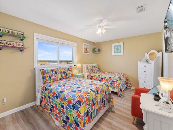 Beachfront Vacation 3 Bedroom Rental