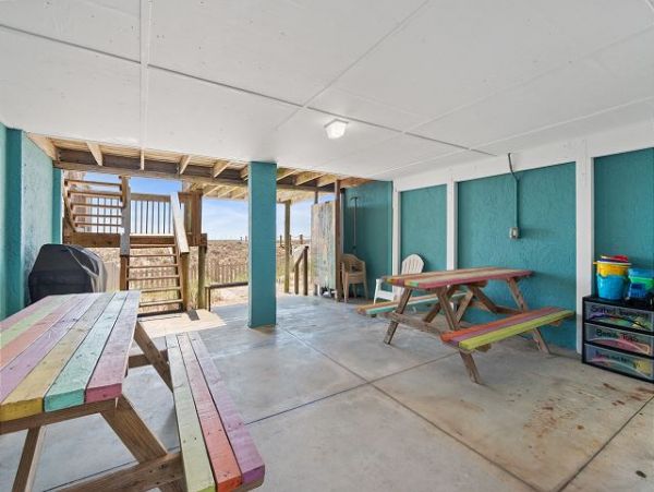 Beachfront Vacation 3 Bedroom Rental