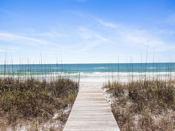 Beachfront Vacation 3 Bedroom Rental