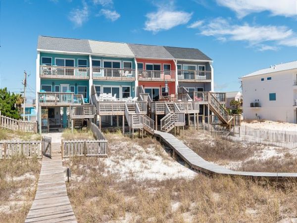 Beachfront Vacation 3 Bedroom Rental
