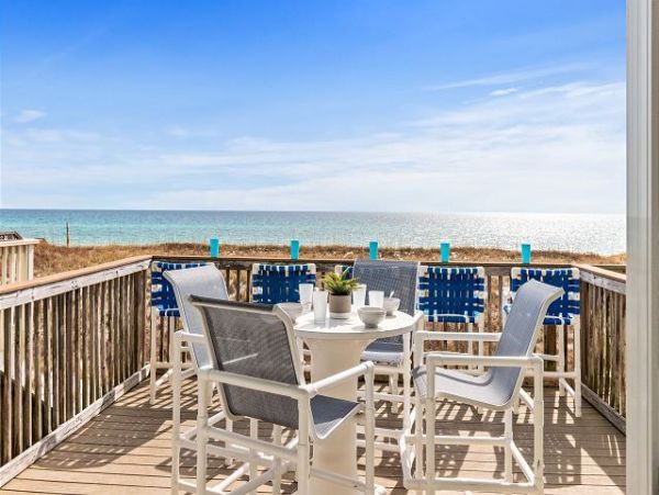 Navarre Beachfront Five Bedrooms