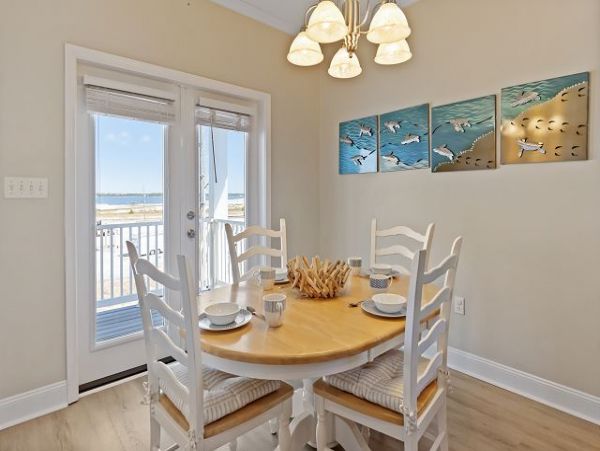 Private Beach Front House with 4 Bedrooms in Navarre Beach