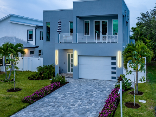 Gorgeous Vacation Getaway with 4 Bedrooms in Naples