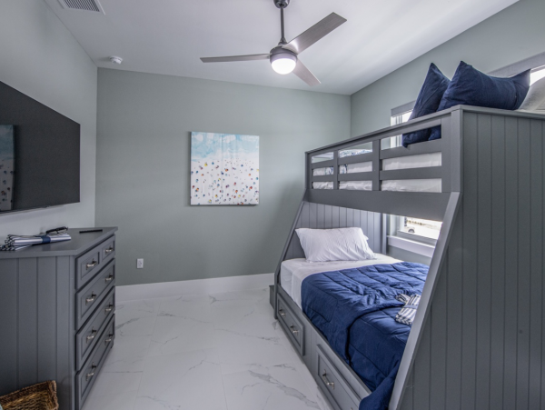 Gorgeous Vacation Getaway with 4 Bedrooms in Naples