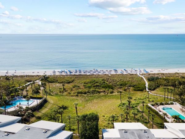 Captiva Island Condo with 2 Bedrooms