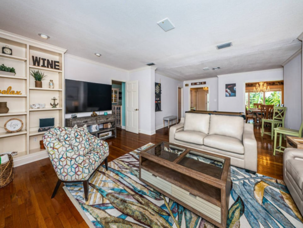 Clearwater Beach Vacation Home Rentals Private Waterfront with Pool & Dock