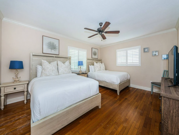 Clearwater Beach Vacation Home Rentals Private Waterfront with Pool & Dock