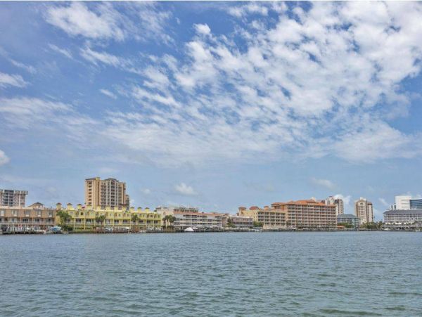 Walk to Beach Clearwater Vacation Home Five Bedroom
