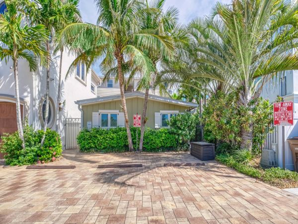 On Beach Indian Rocks Vacation Home Three Bedroom