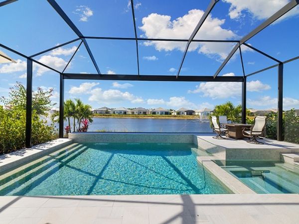 Naples Luxury Vacation Home with 4 Bedrooms