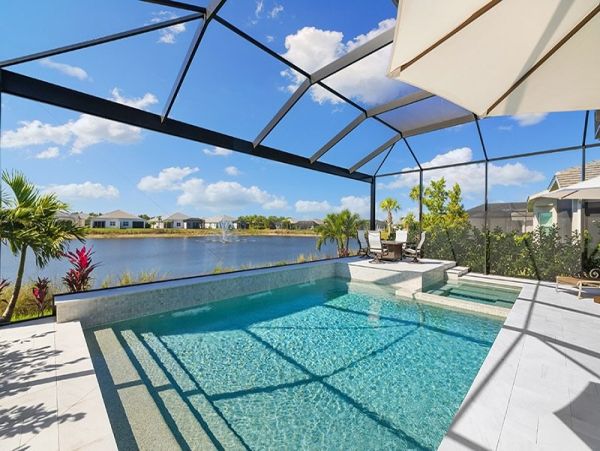 Naples Luxury Vacation Home with 4 Bedrooms