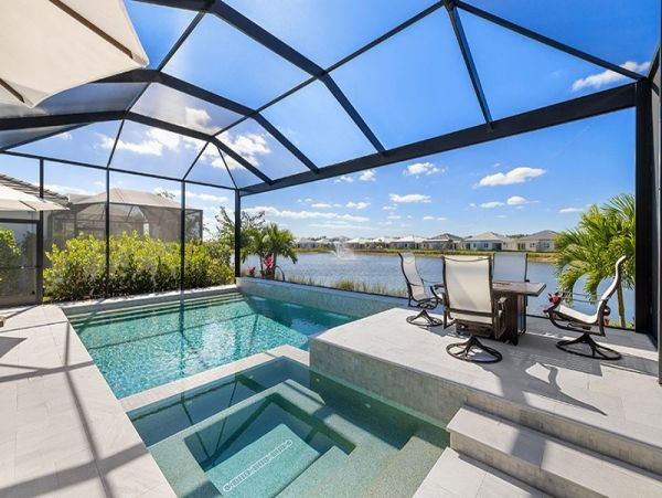 Naples Luxury Vacation Home with 4 Bedrooms