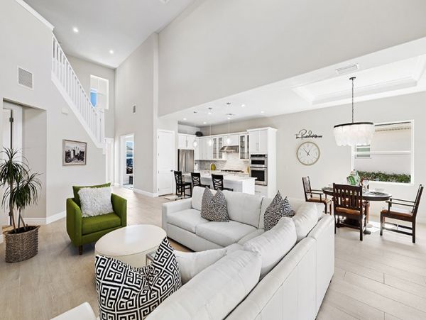 Naples Luxury Vacation Home with 4 Bedrooms