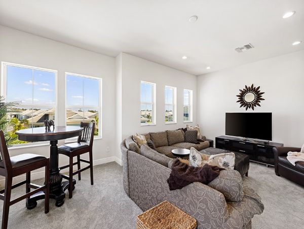 Naples Luxury Vacation Home with 4 Bedrooms