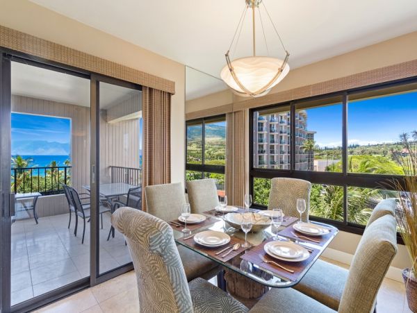 Kaanapali 4 Bedroom Rental Condo Ocean & Mountain View