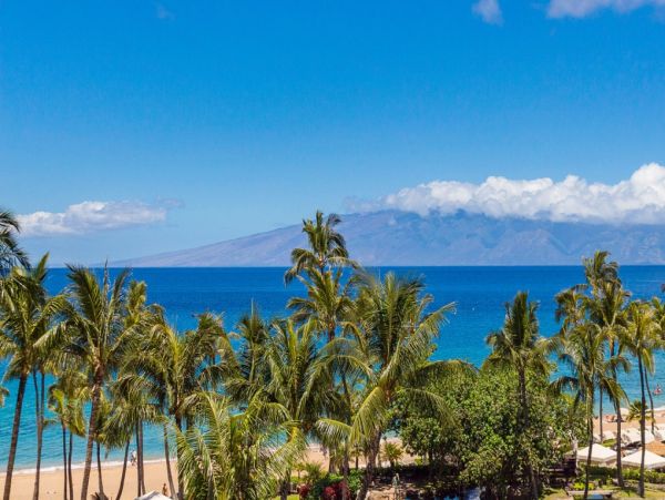 Kaanapali 4 Bedroom Rental Condo Ocean & Mountain View