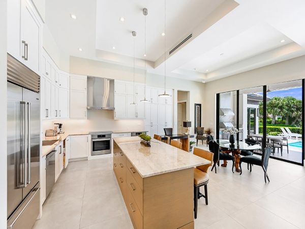 Lake Front Three Bedroom Residence in Naples