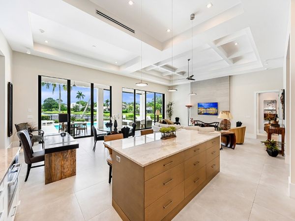 Lake Front Three Bedroom Residence in Naples